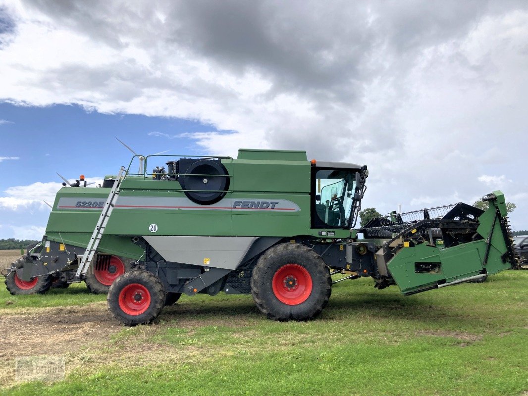 Mähdrescher tip Fendt 5220 E Mähdrescher mit Vario BISO VX 550, Gebrauchtmaschine in Karstädt (Poză 1)