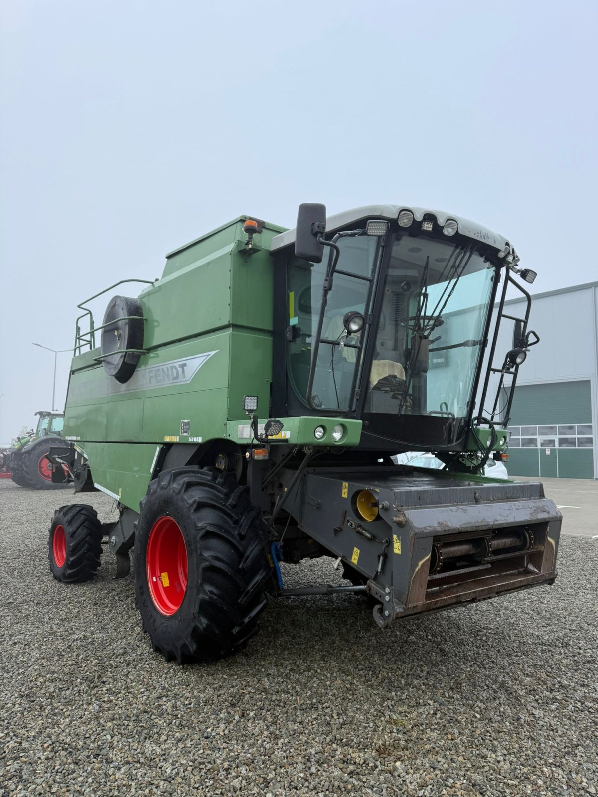 Mähdrescher du type Fendt 5220 E, Gebrauchtmaschine en Orţişoara (Photo 1)