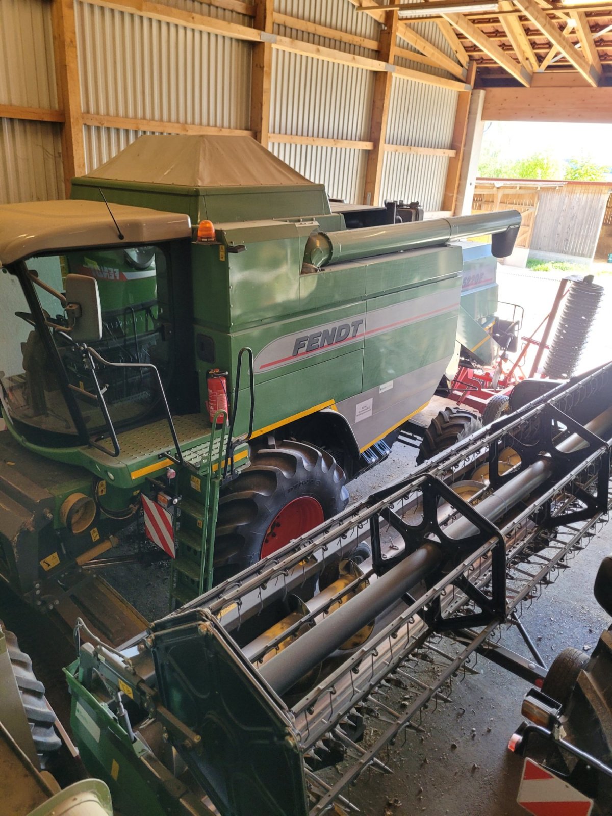 Mähdrescher van het type Fendt 5220 E, Gebrauchtmaschine in Adelzhausen (Foto 2)