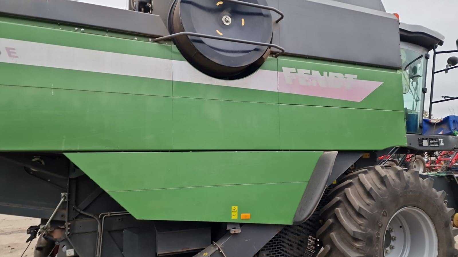 Mähdrescher des Typs Fendt 5225 E, Gebrauchtmaschine in Orţişoara (Bild 2)