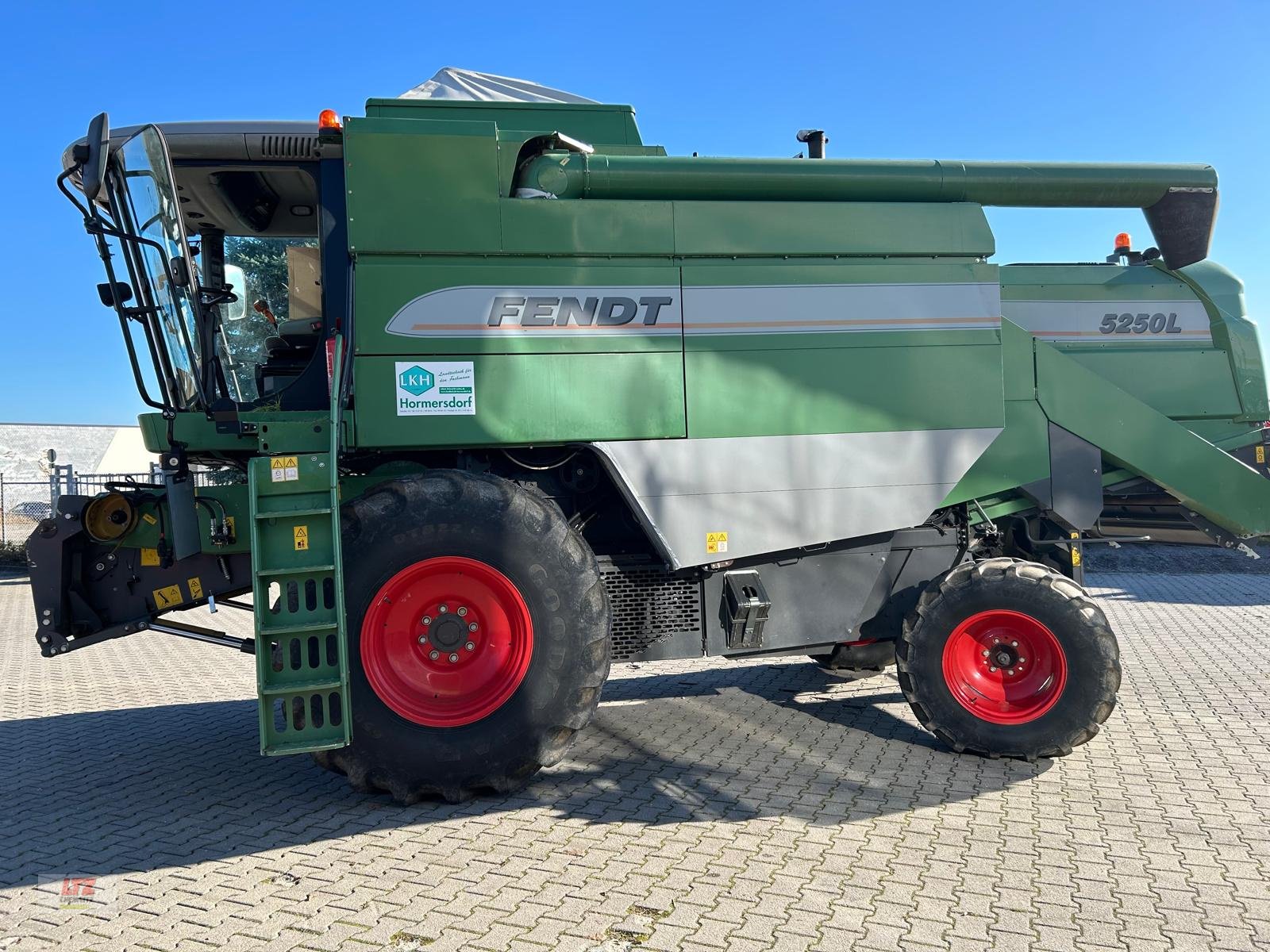 Mähdrescher des Typs Fendt 5250 L, Gebrauchtmaschine in Hartmannsdorf (Bild 6)
