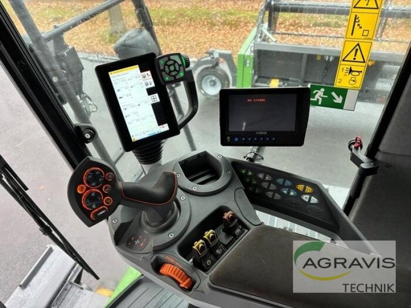 Mähdrescher des Typs Fendt 5255 LMCS + PF 5,40 m + TW, Gebrauchtmaschine in Meppen (Bild 12)