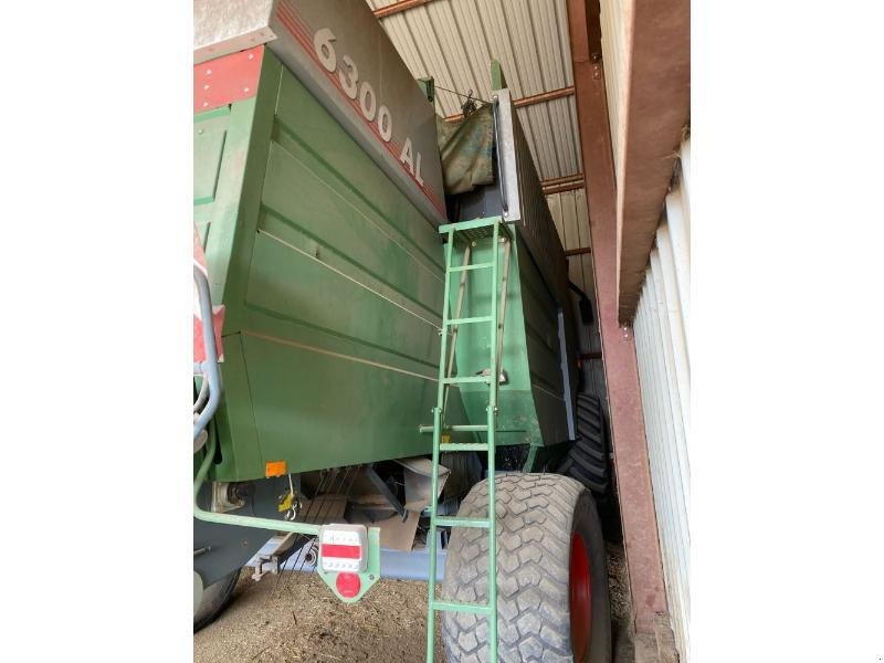 Mähdrescher of the type Fendt 6300AL, Gebrauchtmaschine in CHAUMONT (Picture 4)