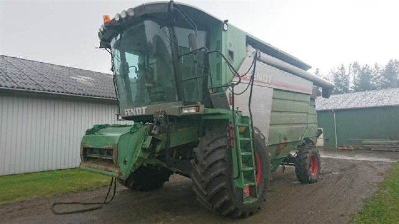 Mähdrescher del tipo Fendt 6330, Gebrauchtmaschine In Hemmet (Immagine 1)