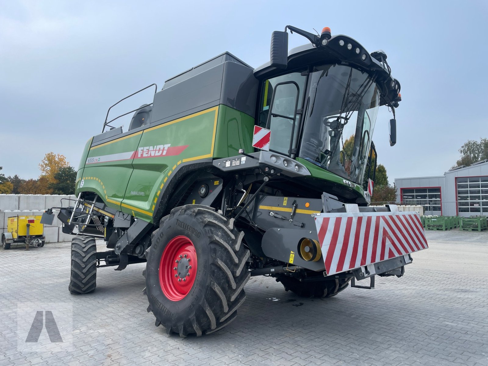 Mähdrescher des Typs Fendt 6335 C  PL, Gebrauchtmaschine in Eggenfelden (Bild 10)