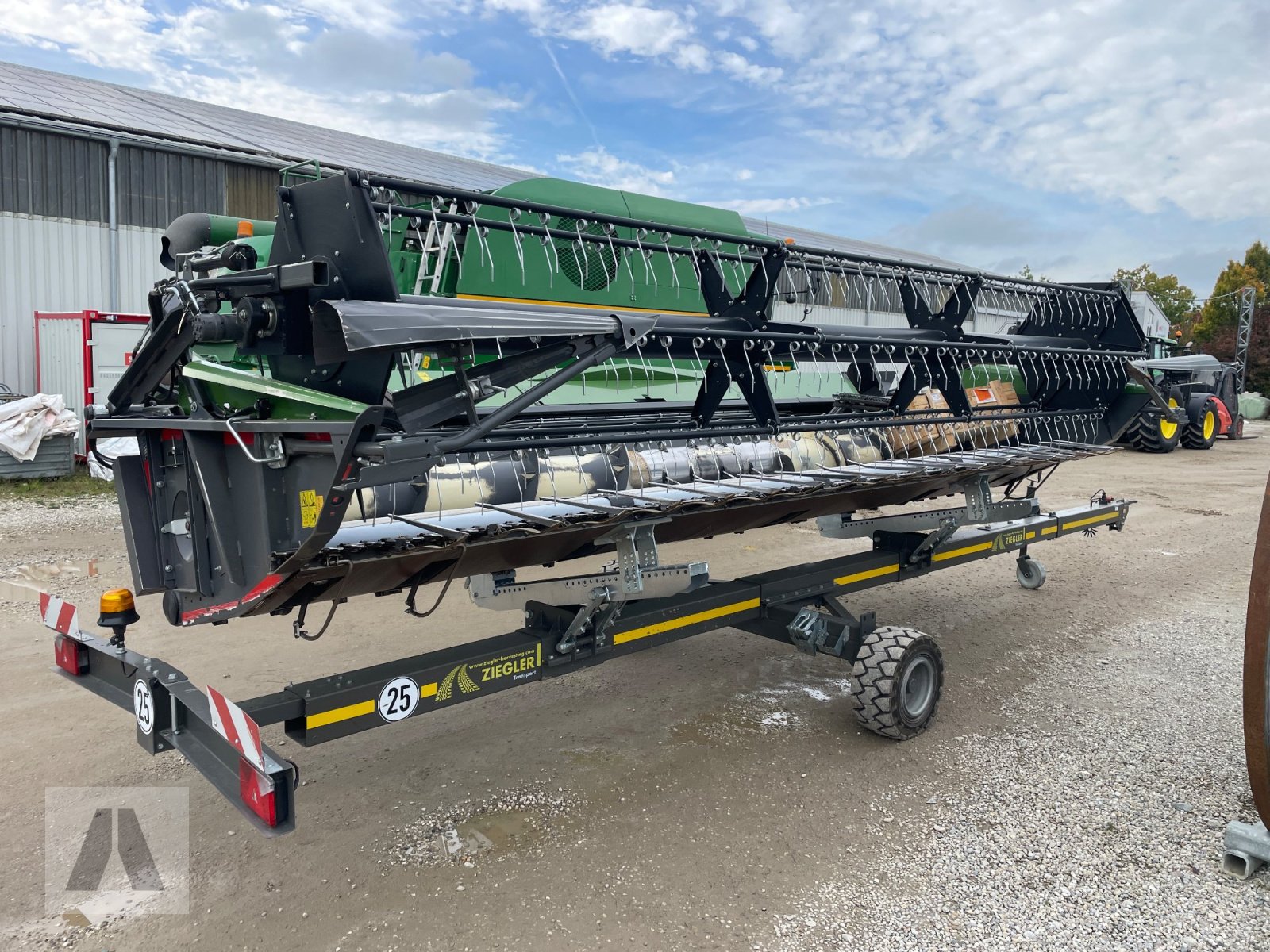 Mähdrescher des Typs Fendt 6335 C  PL, Gebrauchtmaschine in Eggenfelden (Bild 28)