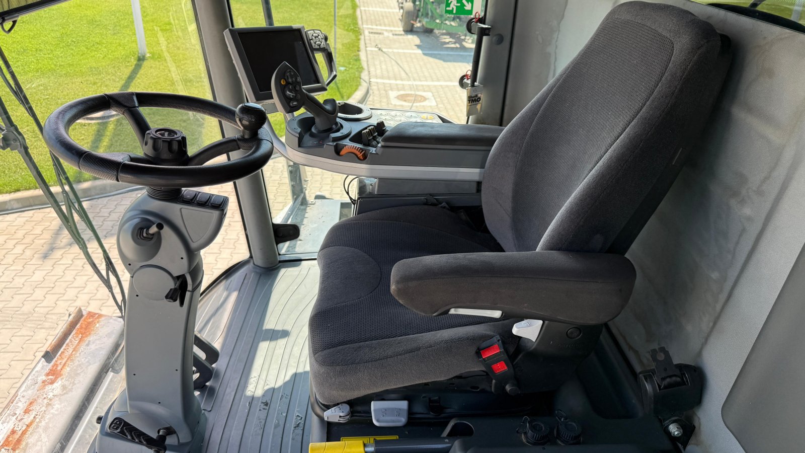 Mähdrescher Türe ait Fendt 6335 C, Gebrauchtmaschine içinde Orţişoara (resim 9)