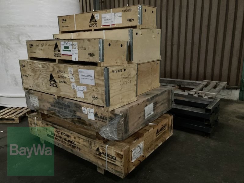 Mähdrescher del tipo Fendt 6335 C, Gebrauchtmaschine In Straubing (Immagine 29)