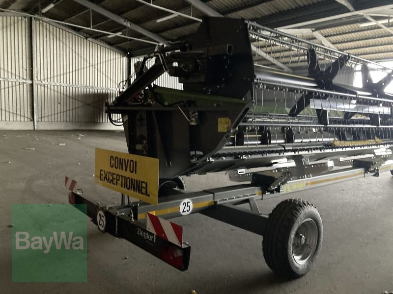 Mähdrescher del tipo Fendt 6335 C, Gebrauchtmaschine In Straubing (Immagine 26)