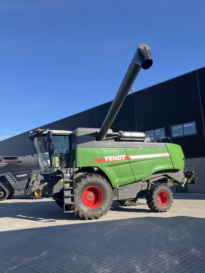Mähdrescher del tipo Fendt 6335C, Gebrauchtmaschine In Randers SV (Immagine 2)
