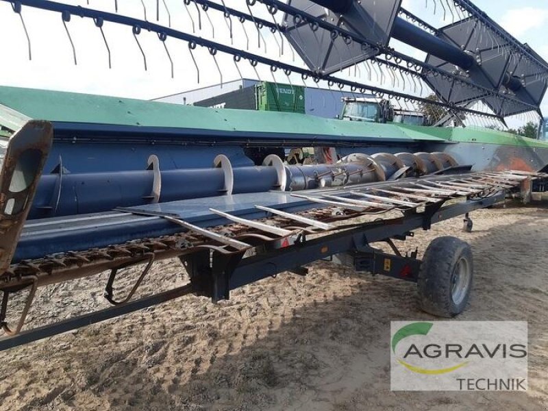 Mähdrescher del tipo Fendt 8300, Gebrauchtmaschine In Walsrode (Immagine 16)