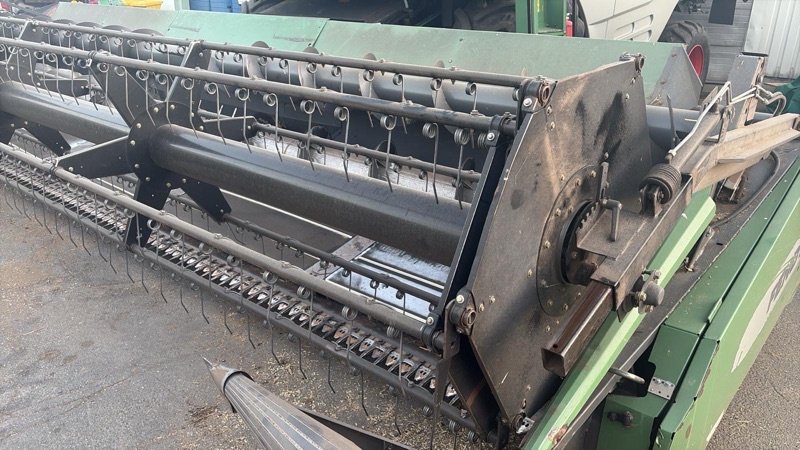 Mähdrescher tip Fendt 8400 P AL, Gebrauchtmaschine in Ebersbach (Poză 3)