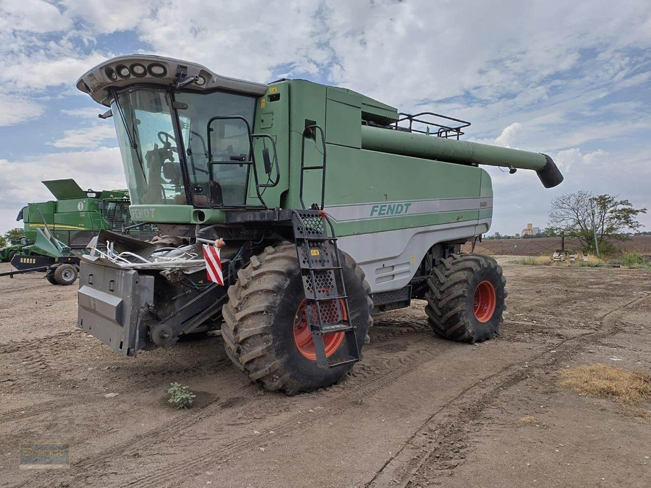 Mähdrescher tip Fendt 9460 R, Gebrauchtmaschine in Oyten (Poză 2)