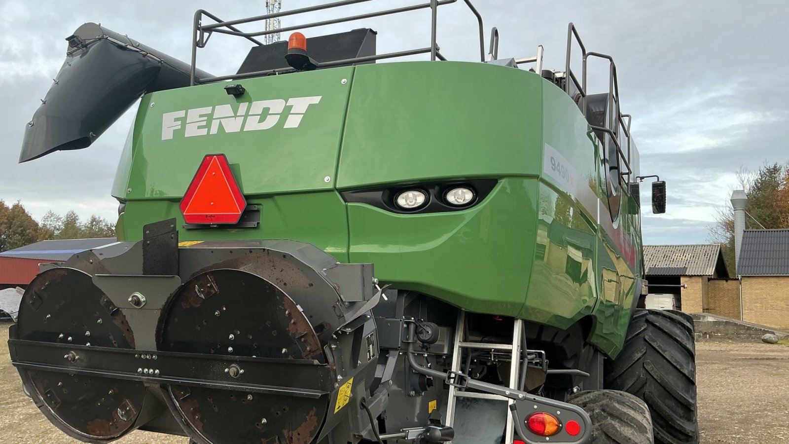 Mähdrescher of the type Fendt 9490X, Gebrauchtmaschine in Skive (Picture 4)
