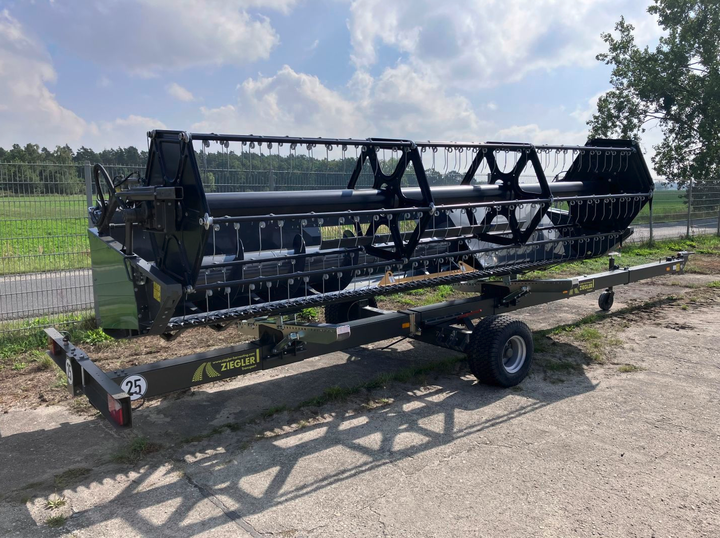 Mähdrescher typu Fendt Corus 518 Gen 1 mit Schneidwerk FF 18' 5,40 m + Ziegler, Gebrauchtmaschine v Wülfershausen an der Saale (Obrázok 10)