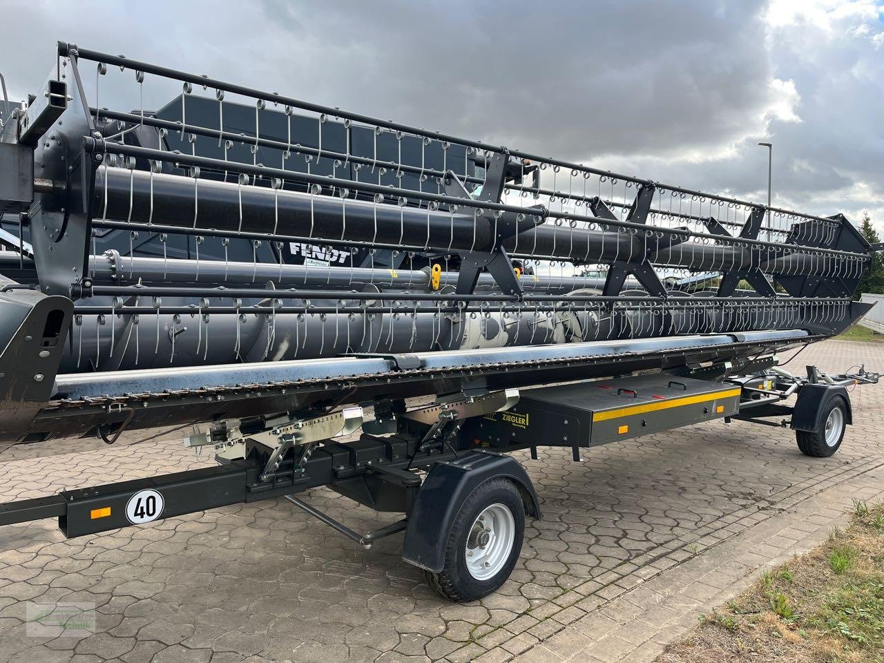 Mähdrescher of the type Fendt Ideal 7 ParaLevel Gen3, Neumaschine in Coppenbruegge (Picture 8)