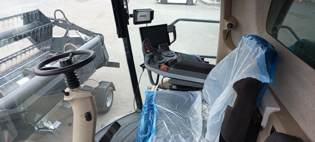 Mähdrescher Türe ait Fendt IDEAL 7, Gebrauchtmaschine içinde VERT TOULON (resim 9)