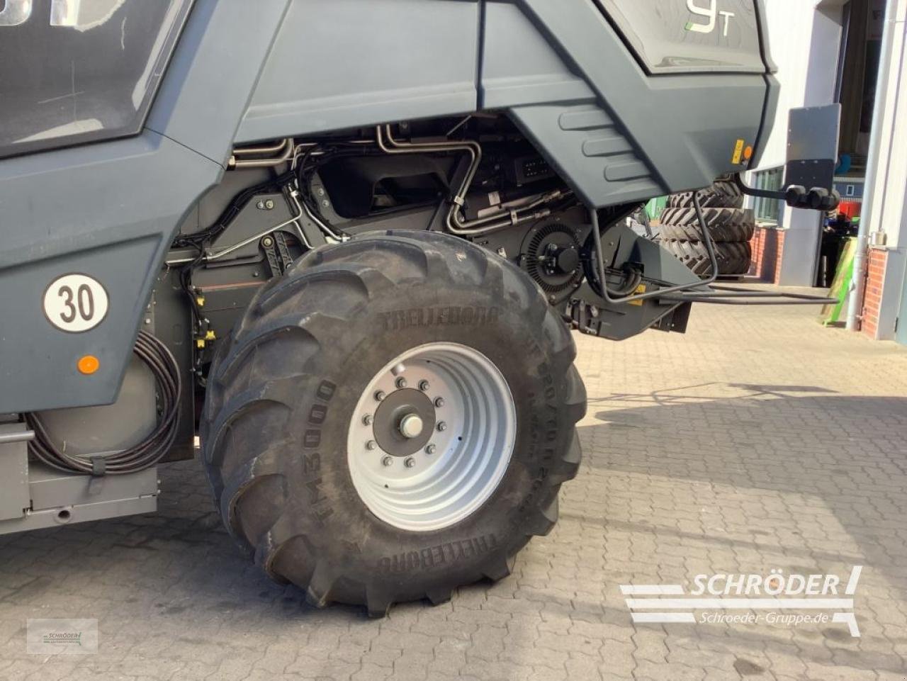 Mähdrescher van het type Fendt IDEAL 9 T+GERINGHOFF 10,65M+SWW ZIEGLER, Neumaschine in Völkersen (Foto 2)