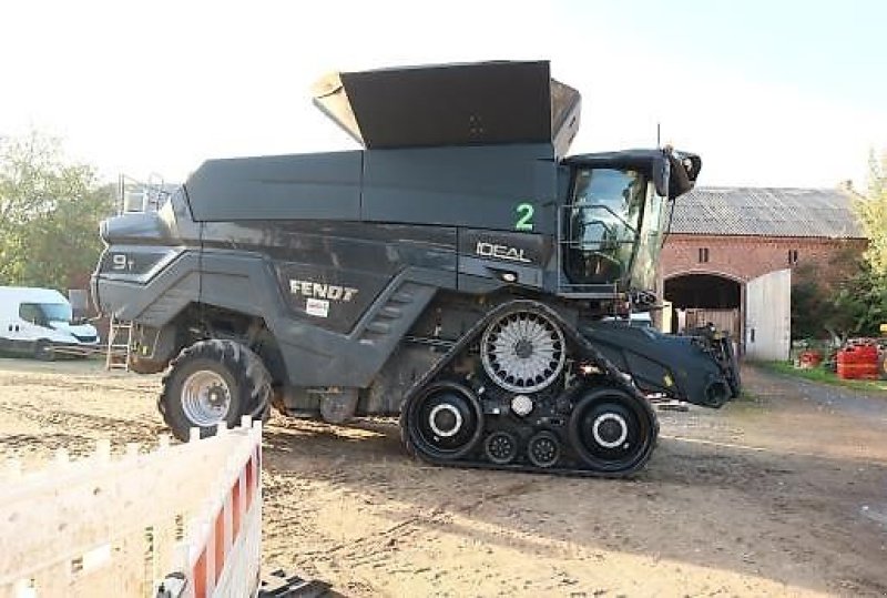 Mähdrescher des Typs Fendt Ideal 9 T, Gebrauchtmaschine in Bellenberg (Bild 2)