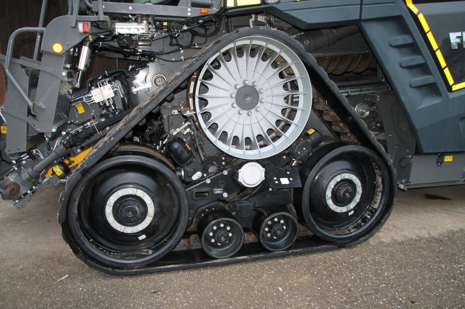 Mähdrescher del tipo Fendt IDEAL 9T, Gebrauchtmaschine In Niederviehbach (Immagine 8)