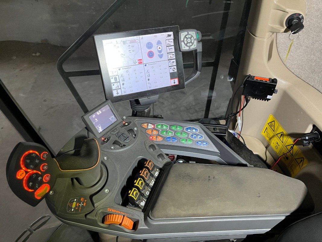 Mähdrescher типа Fendt Ideal 9T, Gebrauchtmaschine в Ebersbach (Фотография 14)