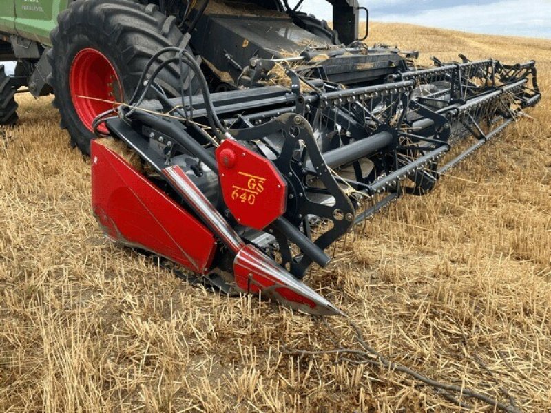 Mähdrescher Türe ait Fendt MOISS. BATTEUSE 6335 C PL, Gebrauchtmaschine içinde Feurs (resim 6)