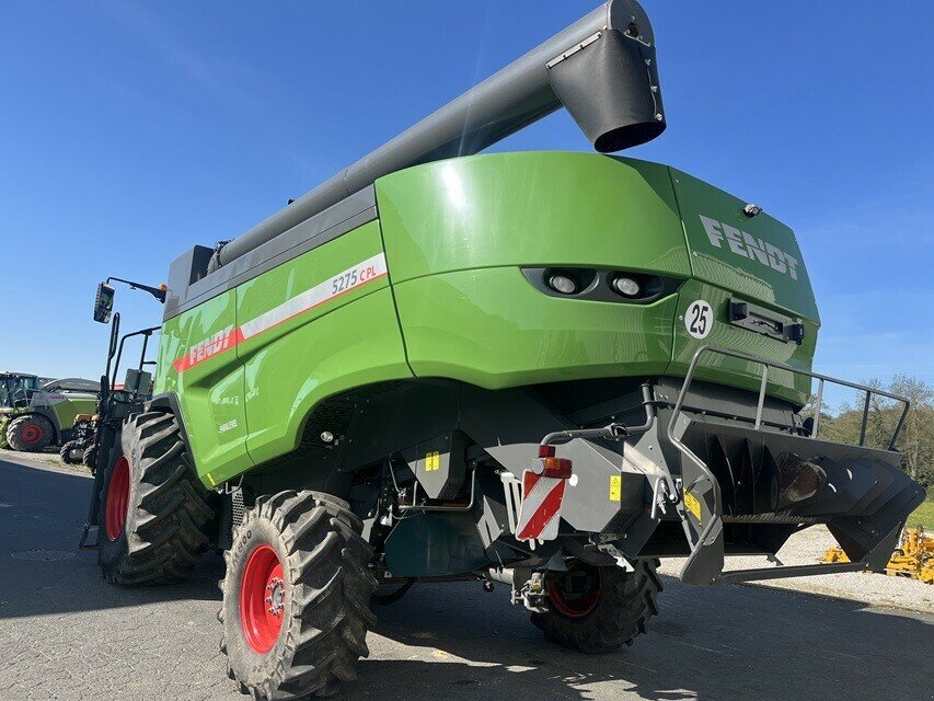 Mähdrescher van het type Fendt MOISSONNEUSE BATTEUSE 5275 C P, Gebrauchtmaschine in Feurs (Foto 4)