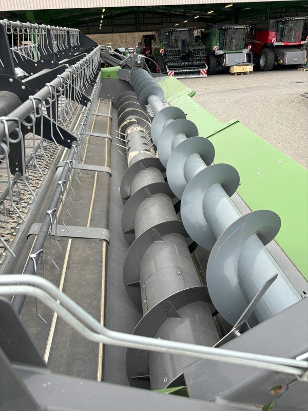 Mähdrescher of the type Fendt PowerFlow 22' 6.80m, Gebrauchtmaschine in Schaffhausen (Picture 5)