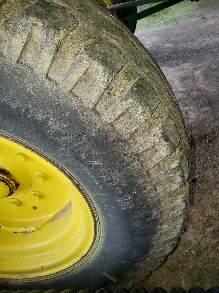 Mähdrescher van het type John Deere 1075, Gebrauchtmaschine in SAINTENY (Foto 11)