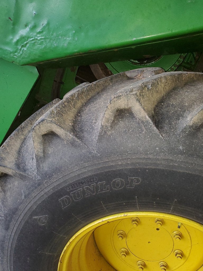 Mähdrescher van het type John Deere 1075, Gebrauchtmaschine in SAINTENY (Foto 10)