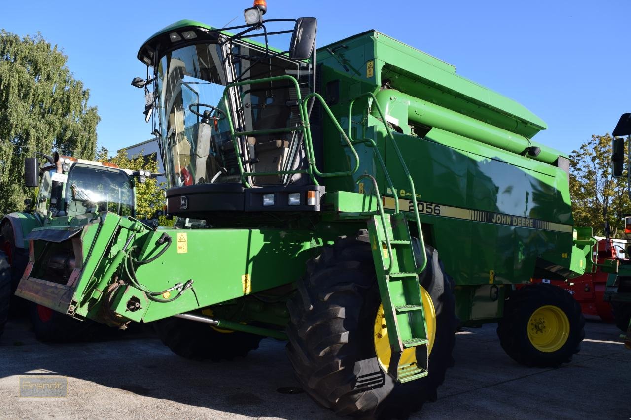 Mähdrescher типа John Deere 2056, Gebrauchtmaschine в Oyten (Фотография 2)