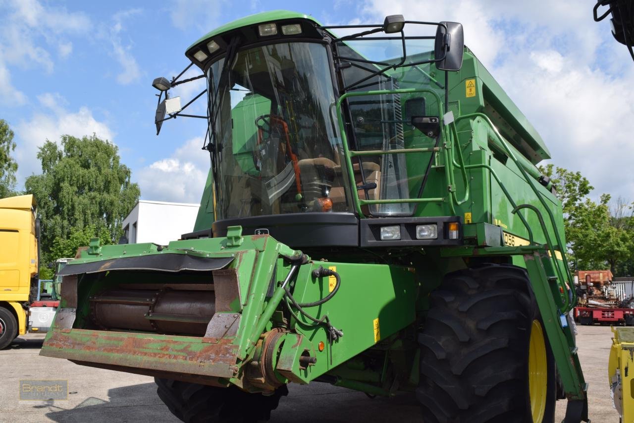 Mähdrescher du type John Deere 2056, Gebrauchtmaschine en Oyten (Photo 3)