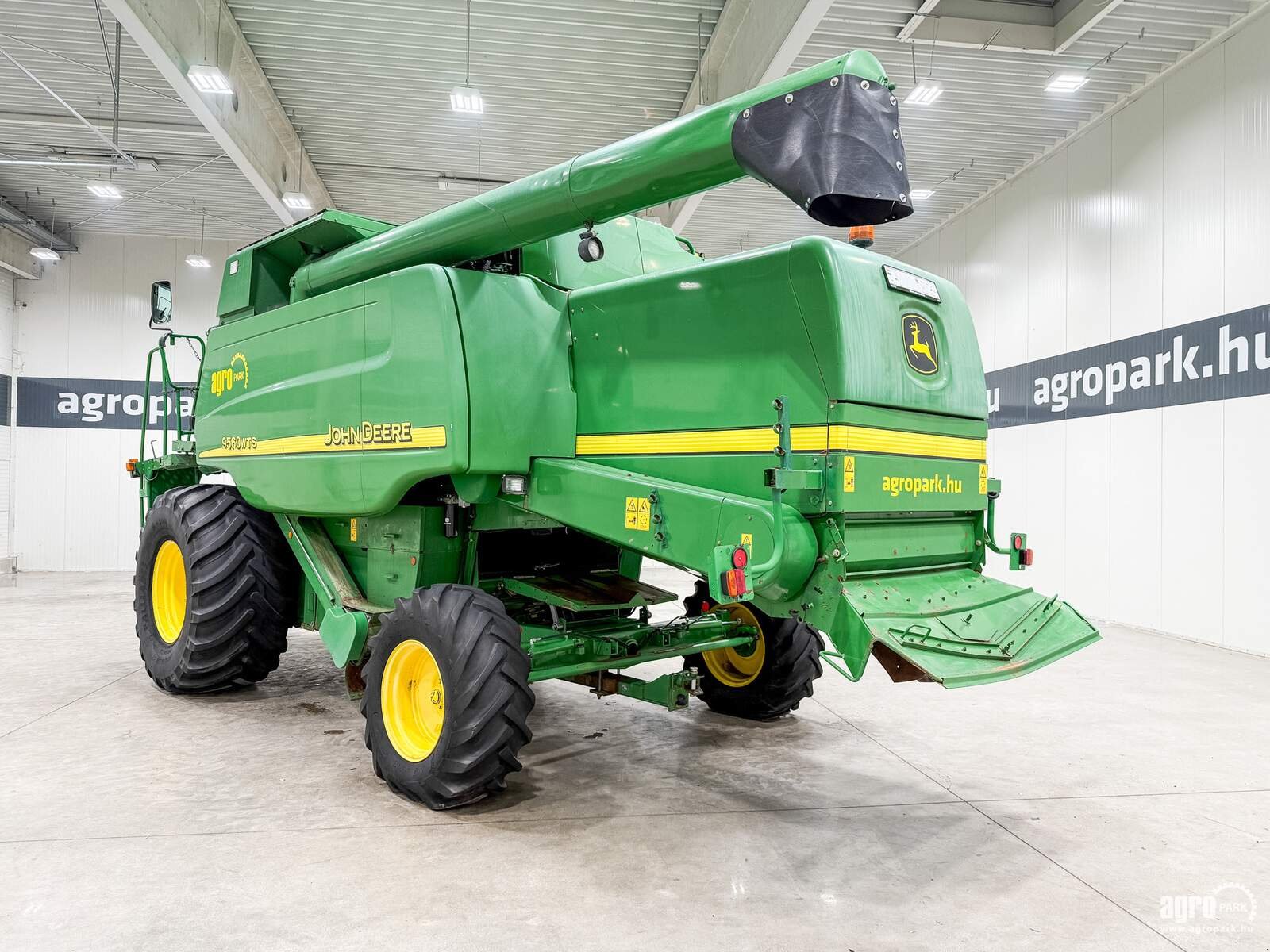 Mähdrescher от тип John Deere 9560 WTS, Gebrauchtmaschine в Csengele (Снимка 5)