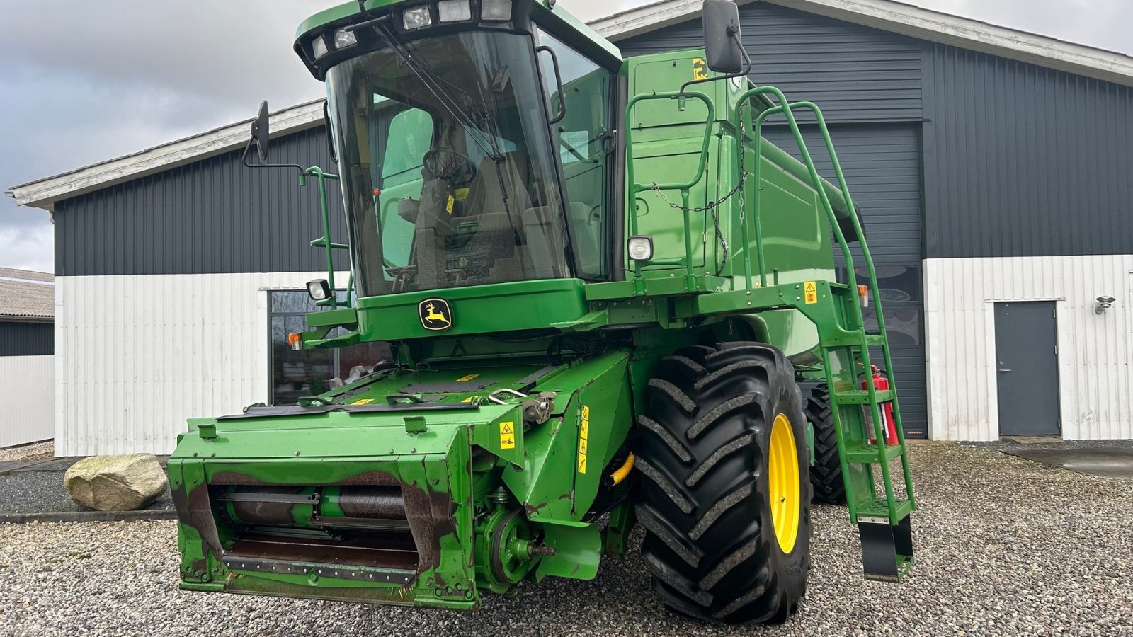 Mähdrescher van het type John Deere 9560 WTS, Gebrauchtmaschine in Thorsø (Foto 3)