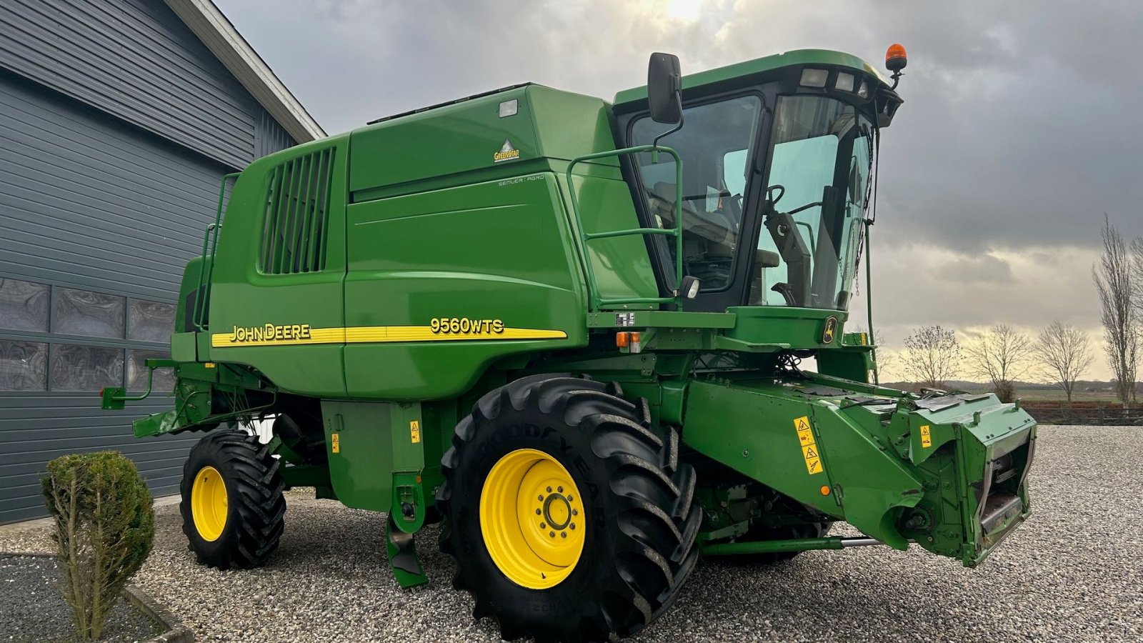 Mähdrescher van het type John Deere 9560 WTS, Gebrauchtmaschine in Thorsø (Foto 4)