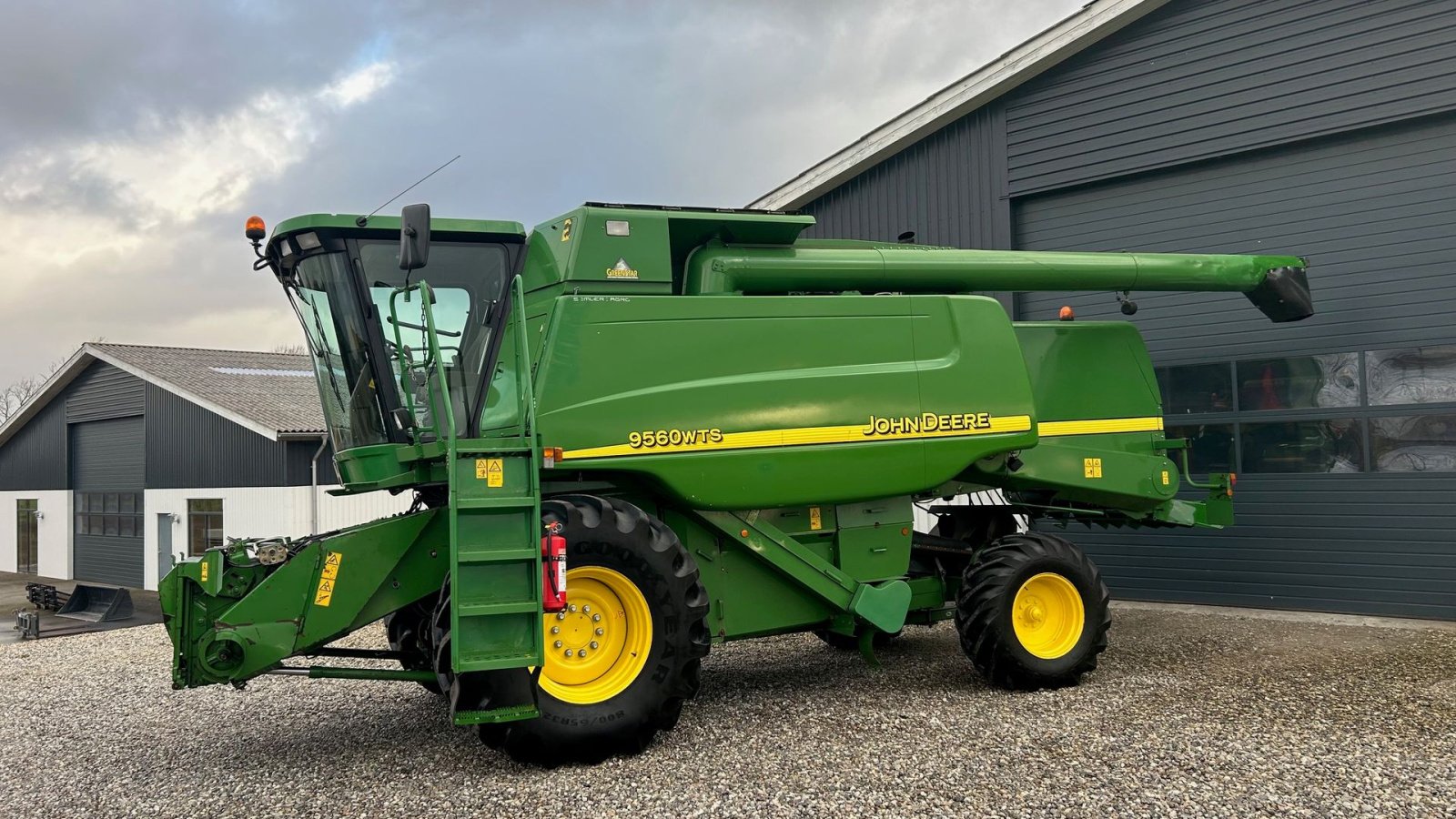 Mähdrescher van het type John Deere 9560 WTS, Gebrauchtmaschine in Thorsø (Foto 1)