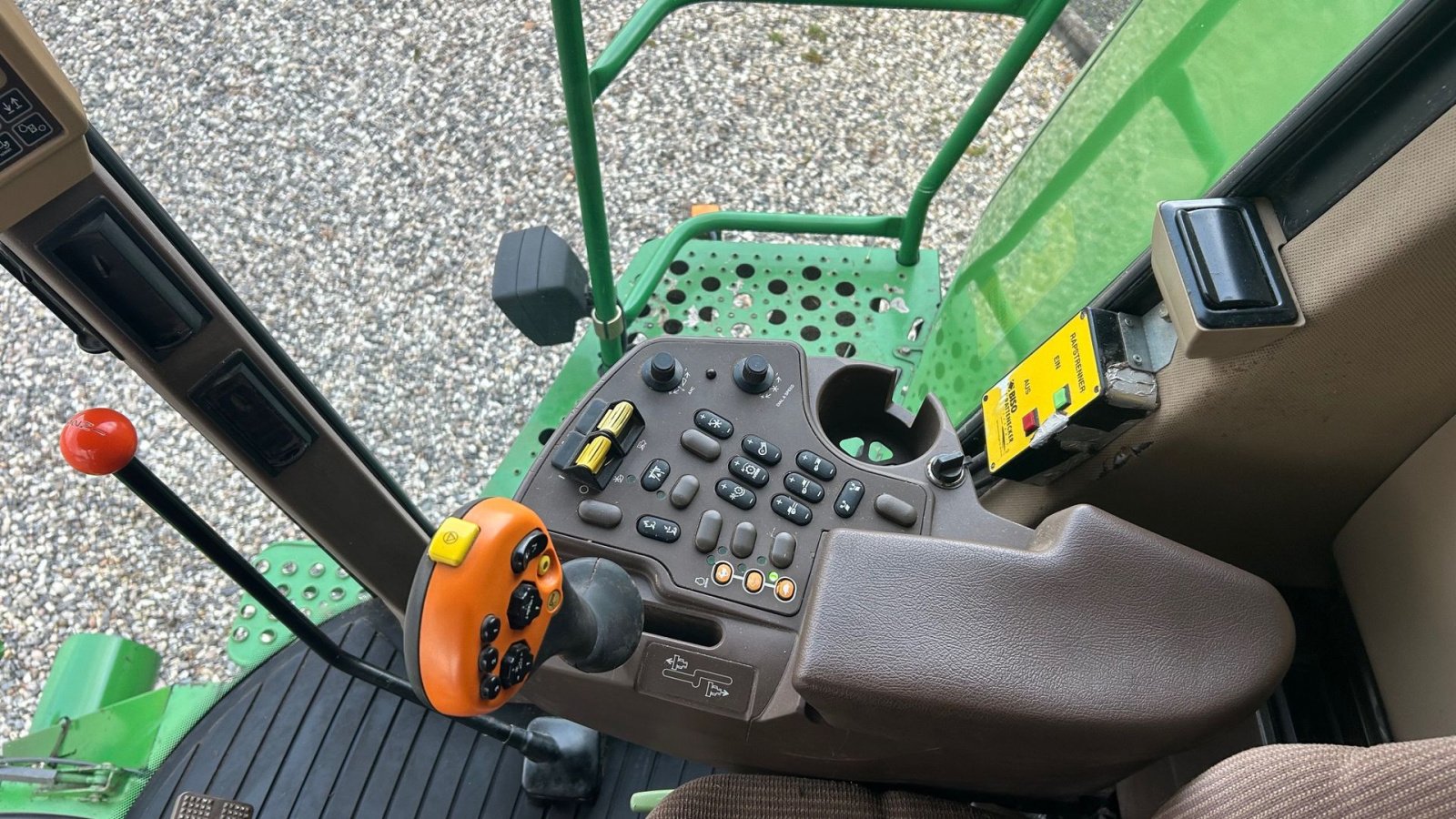 Mähdrescher van het type John Deere 9560 WTS, Gebrauchtmaschine in Thorsø (Foto 16)