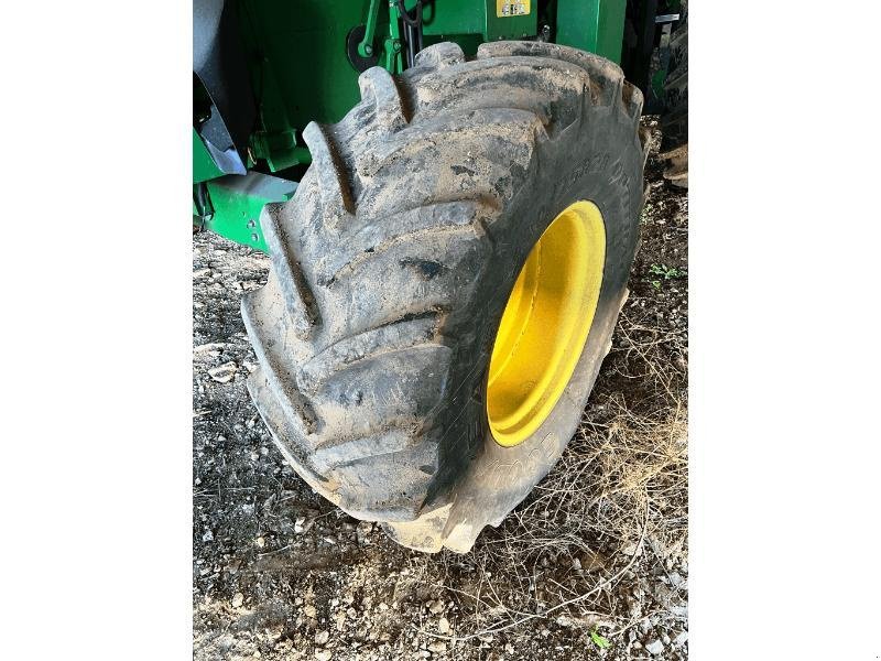 Mähdrescher типа John Deere 9560i STS, Gebrauchtmaschine в SAINT-GERMAIN DU PUY (Фотография 3)