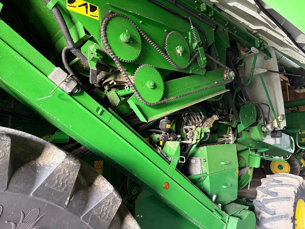 Mähdrescher des Typs John Deere 9680 WTS HM, Gebrauchtmaschine in Murist (Bild 7)