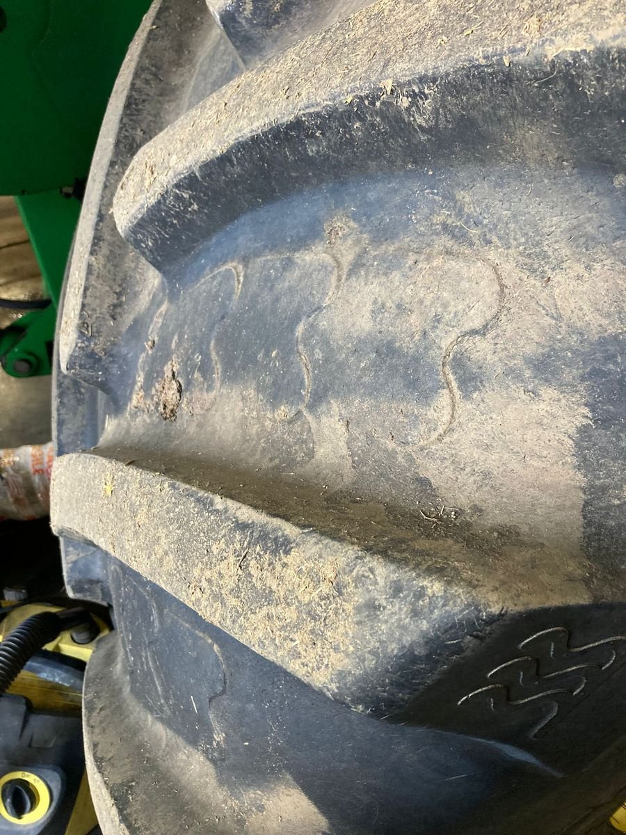 Mähdrescher typu John Deere 9880i, Gebrauchtmaschine v Obritzberg (Obrázok 13)