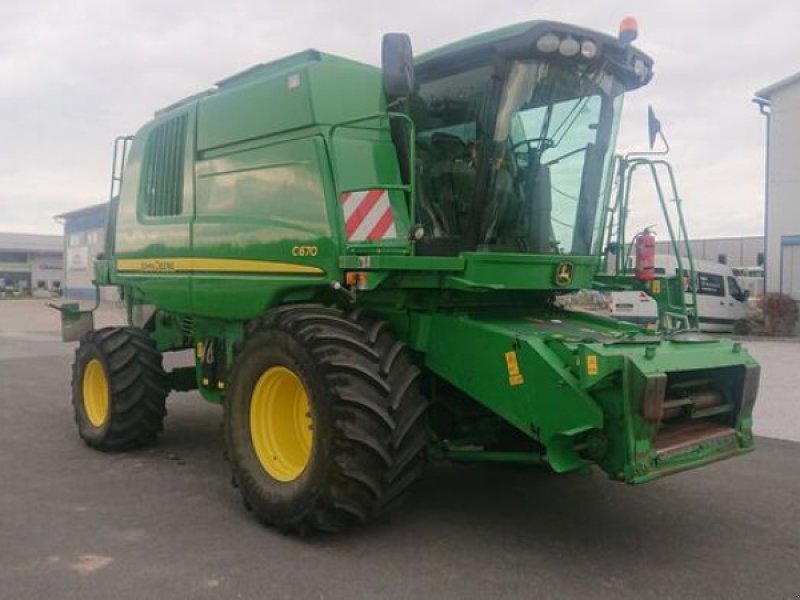 Mähdrescher des Typs John Deere C 670, Gebrauchtmaschine in Hamburg (Bild 1)