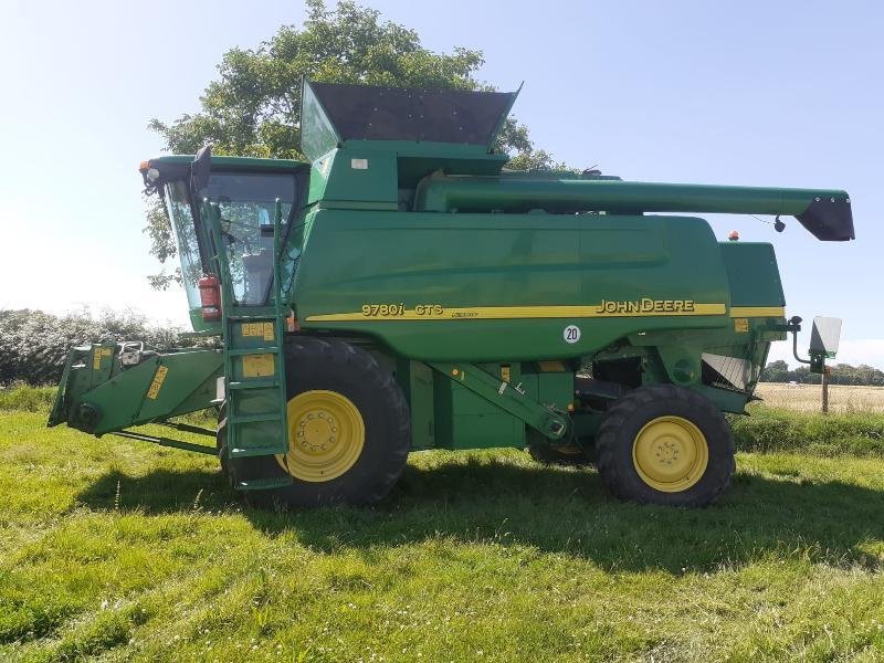 Mähdrescher typu John Deere CTS 9780i HM, Gebrauchtmaschine v BRAY en Val (Obrázek 3)