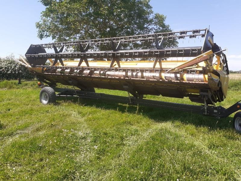 Mähdrescher typu John Deere CTS 9780i HM, Gebrauchtmaschine v BRAY en Val (Obrázek 6)