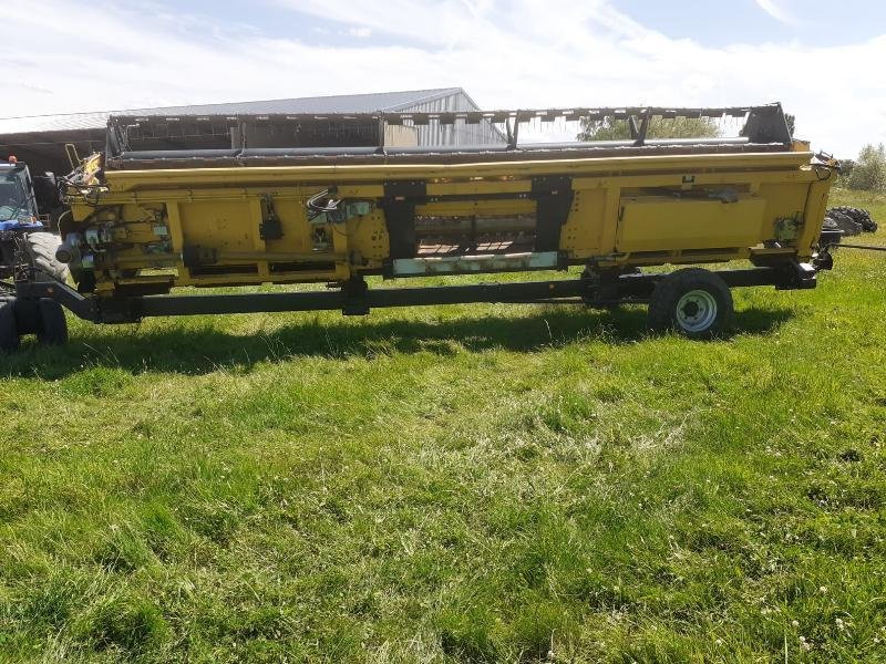 Mähdrescher typu John Deere CTS 9780i HM, Gebrauchtmaschine v BRAY en Val (Obrázek 7)