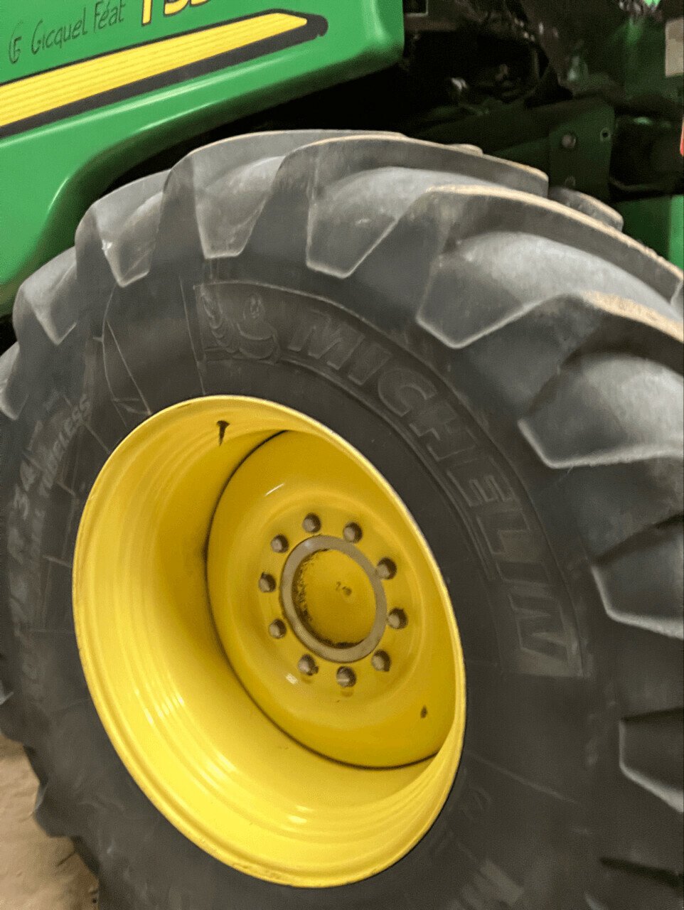 Mähdrescher Türe ait John Deere J-DEERE T550 HM 4M 1900 H BATT, Gebrauchtmaschine içinde PONTIVY (resim 2)