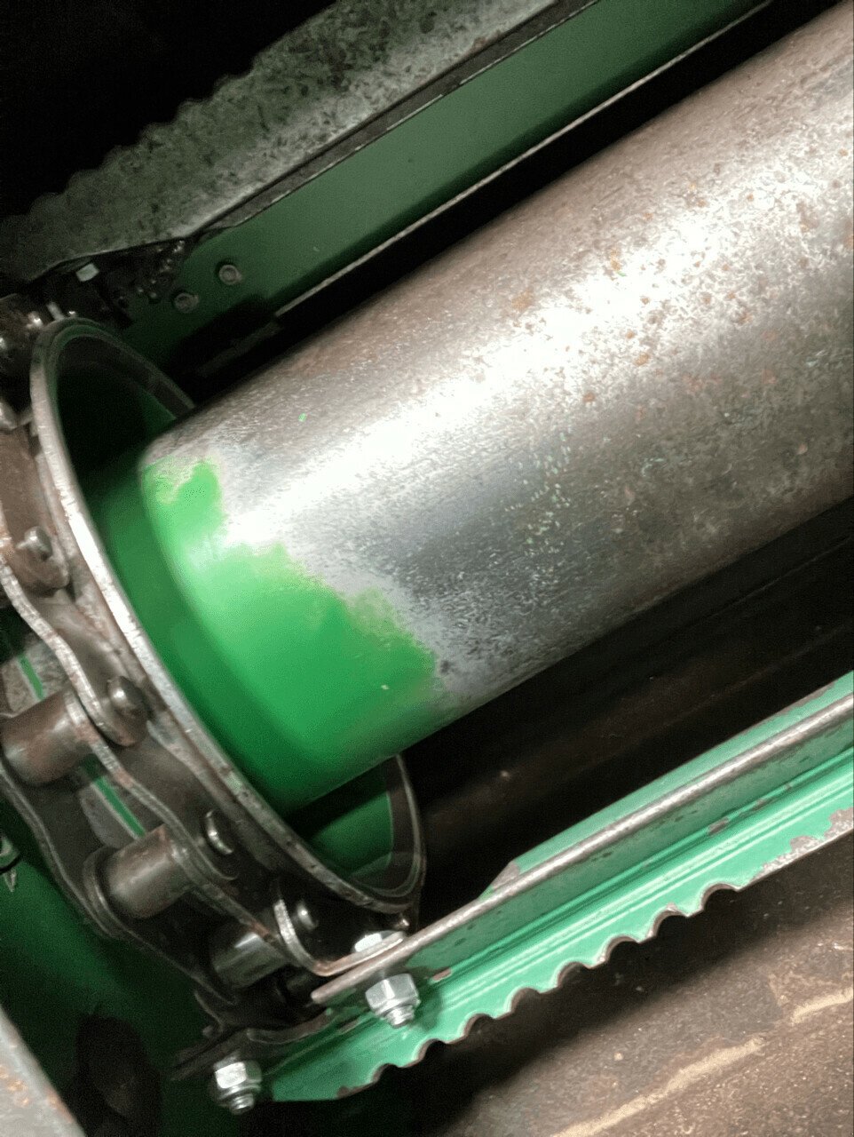 Mähdrescher Türe ait John Deere J-DEERE T550 HM 4M 1900 H BATT, Gebrauchtmaschine içinde PONTIVY (resim 3)