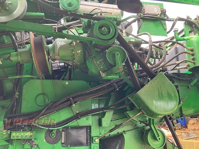 Mähdrescher типа John Deere John Deere 9880i STS, Gebrauchtmaschine в Elleben OT Riechheim (Фотография 10)
