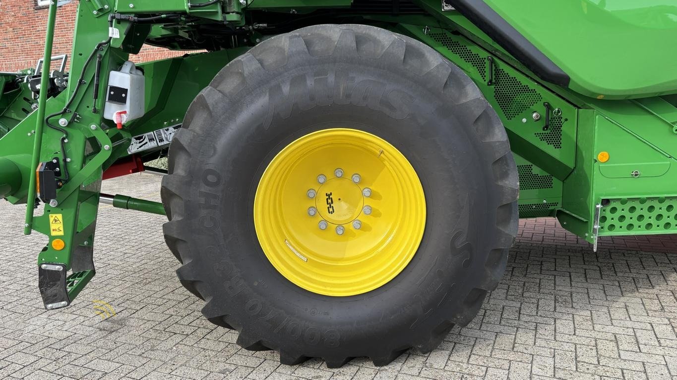 Mähdrescher typu John Deere MÄHDRESCHER T5700 MY25, Gebrauchtmaschine v Visbek/Rechterfeld (Obrázek 3)