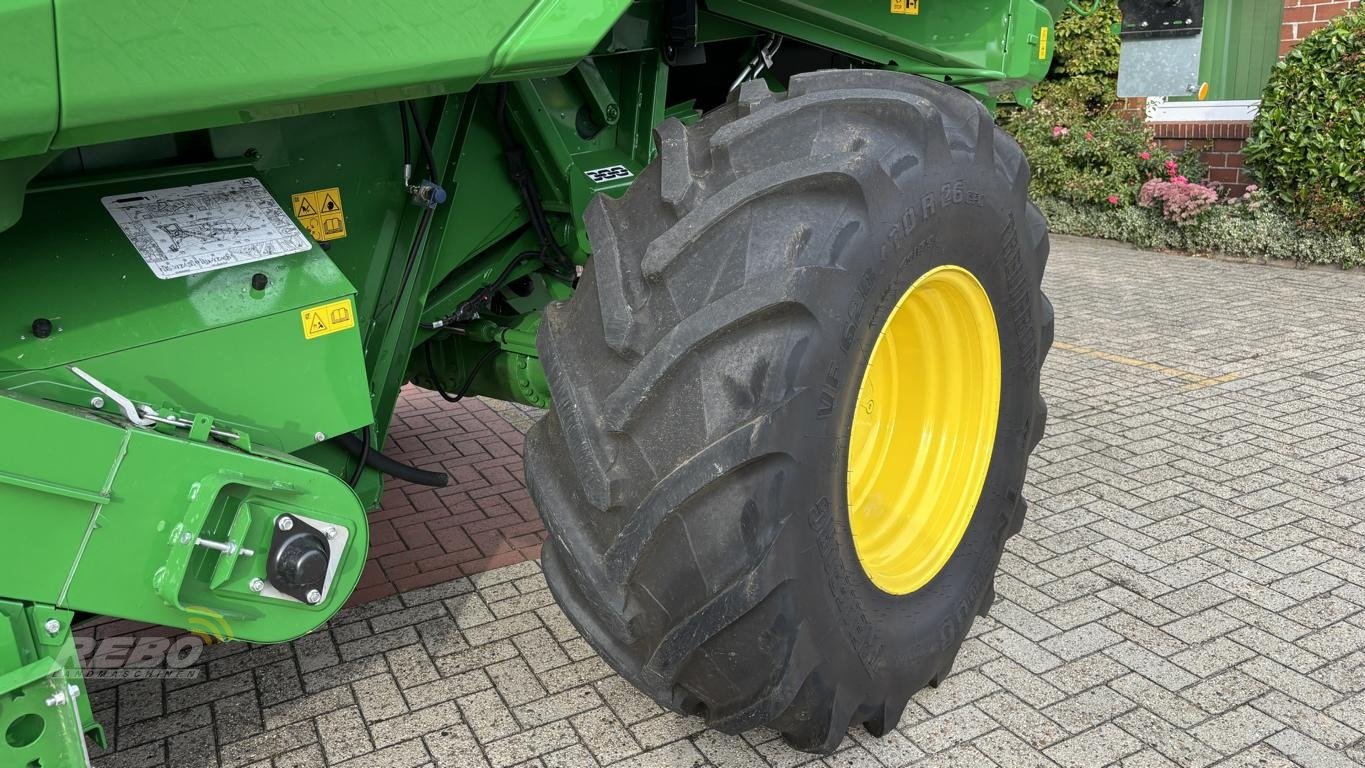 Mähdrescher typu John Deere MÄHDRESCHER T5700 MY25, Gebrauchtmaschine v Visbek/Rechterfeld (Obrázek 8)