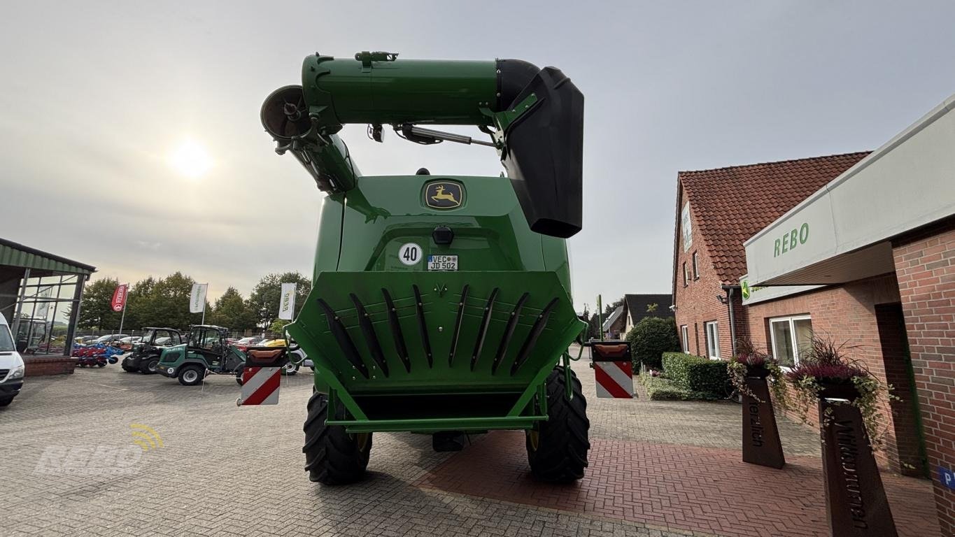 Mähdrescher typu John Deere MÄHDRESCHER T5700 MY25, Gebrauchtmaschine v Visbek/Rechterfeld (Obrázek 16)